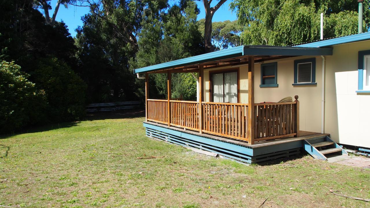 Strahan Retreat Holiday Park Exterior foto