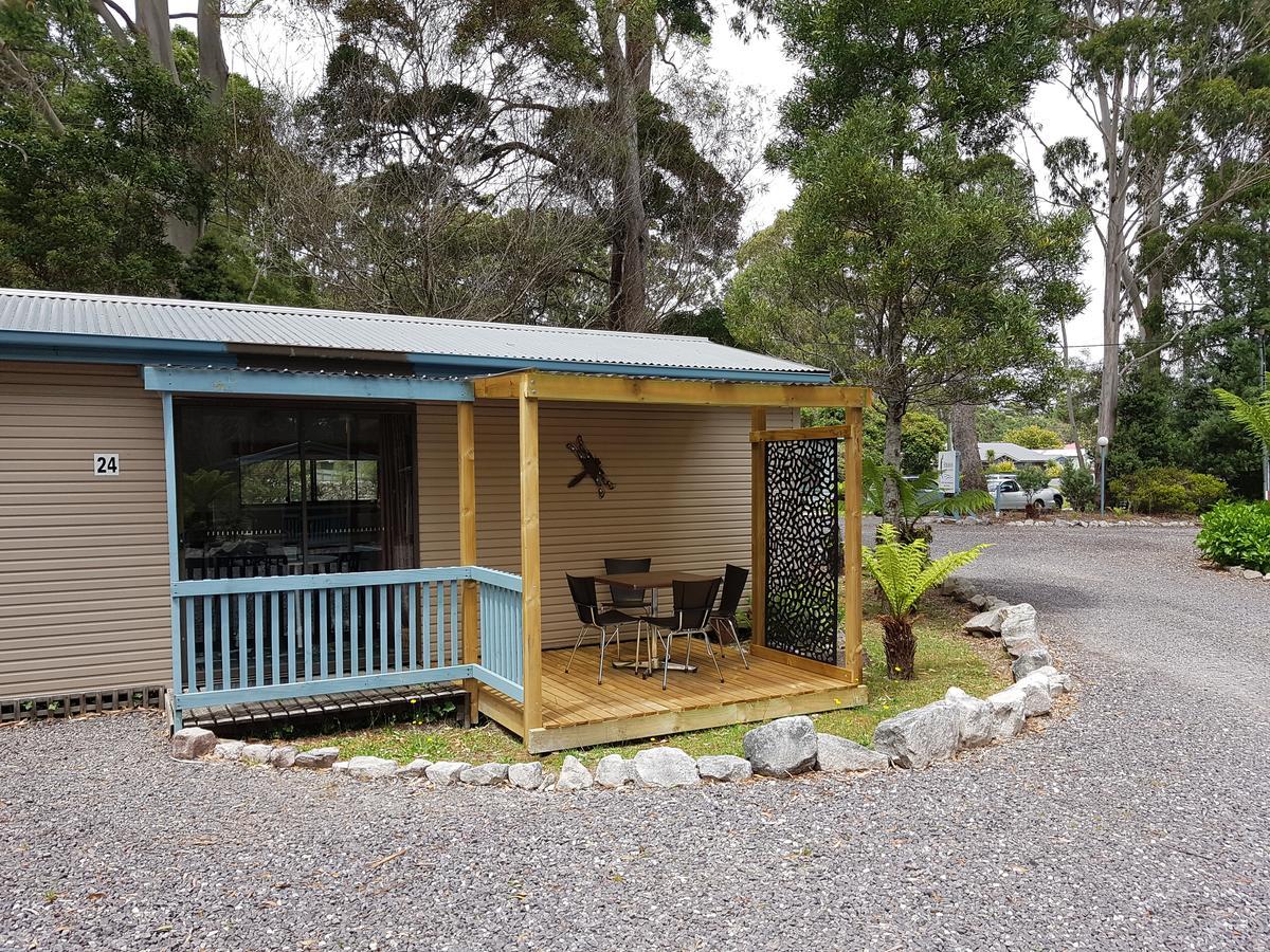 Strahan Retreat Holiday Park Exterior foto